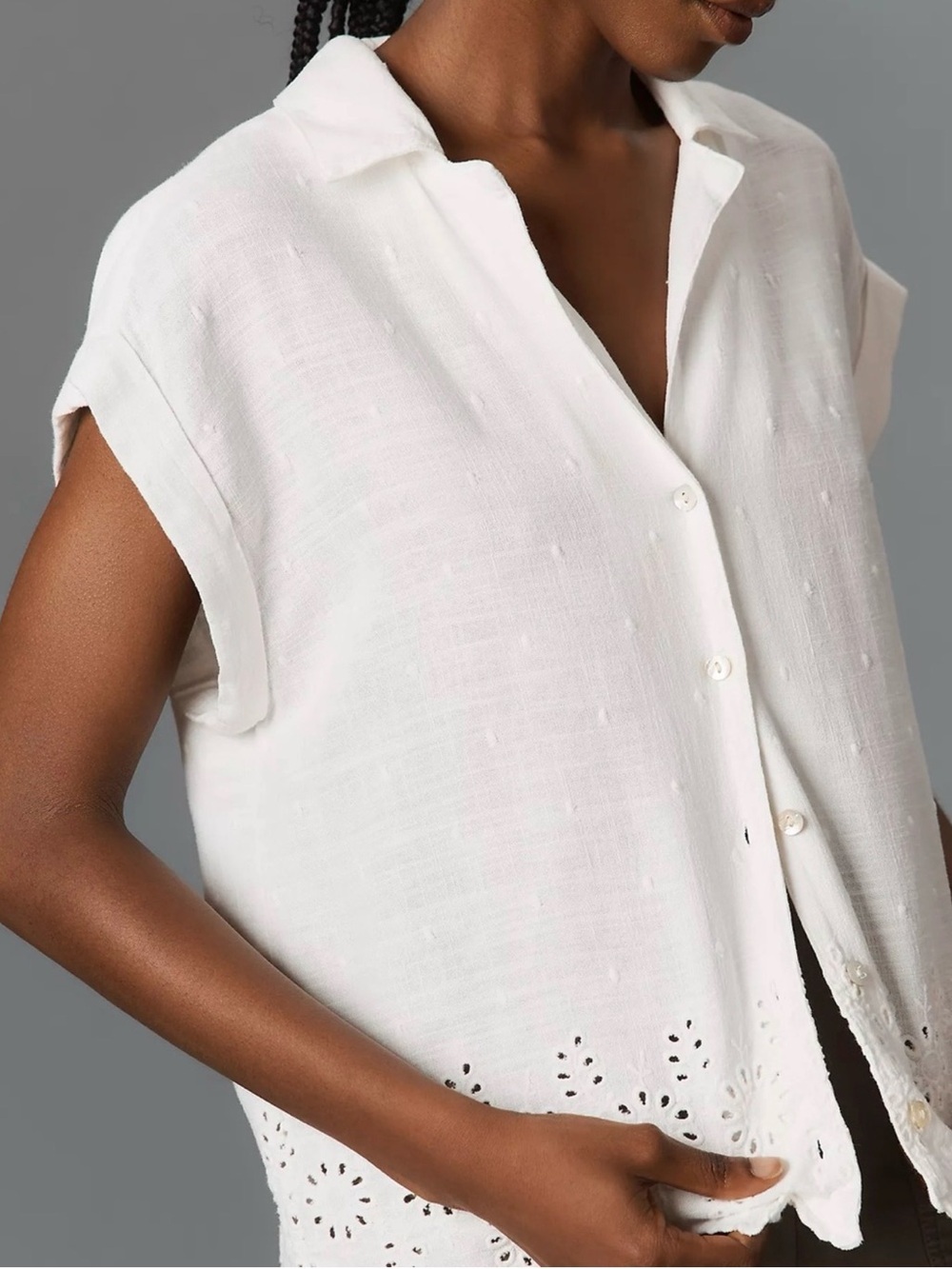 cloth & stone White Eyelet Hem Sleeveless Button-Up Blouse - Picture 5 of 8